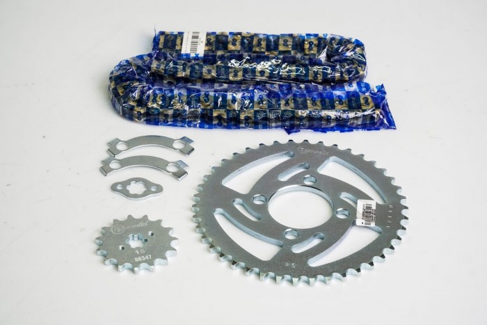 KIT CAJA CADENA - XCD 125 4 HUECOS (PT42C-PD15C-420--122-C) DORADA CASSARELLA