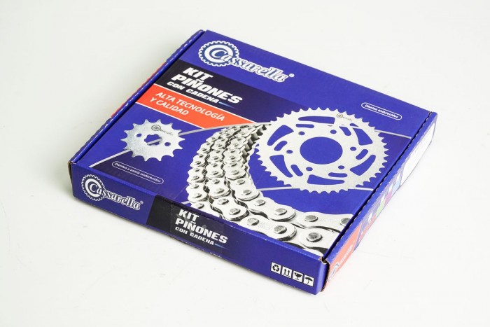 KIT CAJA CADENA - KARIZMA 225 4 HUECOS (PT40C-PD13C-520-H-112-C) DORADA CASSARELLA