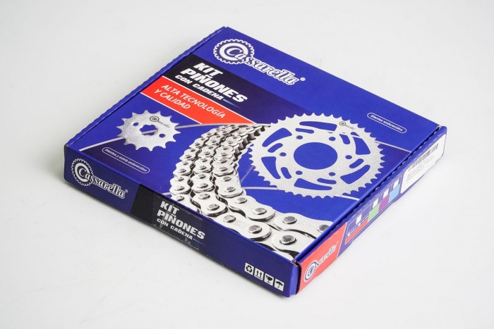 KIT CAJA CADENA - AKT SL 125 4 HUECOS (PT38C-PD15C-428-H-132-C) DORADA CASSARELLA