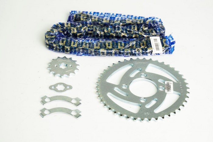 KIT CAJA CADENA - BOXER PLATINO 110 4 HUECOS (PT42C-PD14C-420--120C) DORADA CASSARELLA