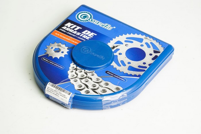 KIT CAJA CADENA - WAVE S 110 4 HUECOS (PT37C-PD14C-428-H-110-C) DORADA CASSARELLA