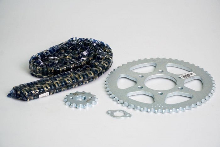 KIT CAJA CADENA - DR 200 6 HUECOS (PT45C-PD15C - CAUCHO - 520-H-112-C) DORADA CASSARELLA