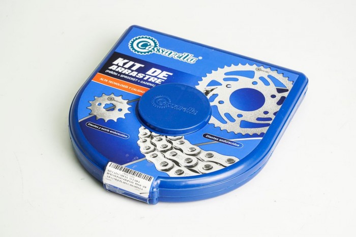 KIT CAJA CADENA - YCZ 110 4 HUECOS PASO 420 (PT42C-PD14C-420--120-C) NIQUELADA CASSARELLA