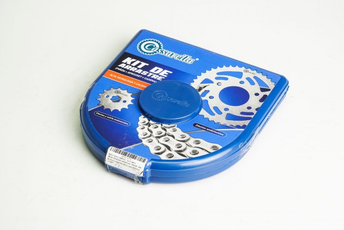 KIT CAJA CADENA - YCZ 110 4 HUECOS PASO 428 (PT42C-PD14C-428-H-124-C) NIQUELADA CASSARELLA