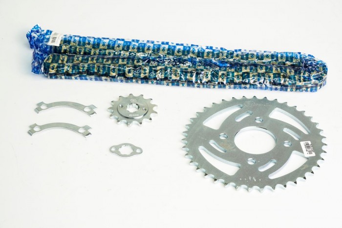 KIT CAJA CADENA - AKT TTX 200 4 HUECOS (PT39C-PD13C-520-H-110-C) DORADA CASSARELLA