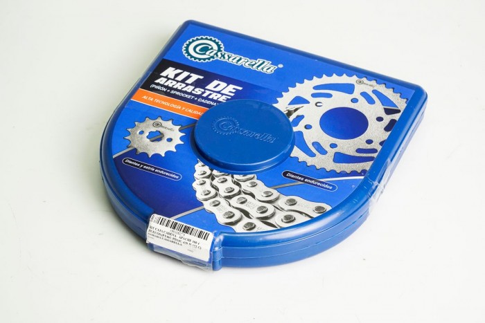 KIT CAJA CADENA - APACHE 180 4 HUECOS (PT46C-PD14C-428-H-132-C) DORADA CASSARELLA