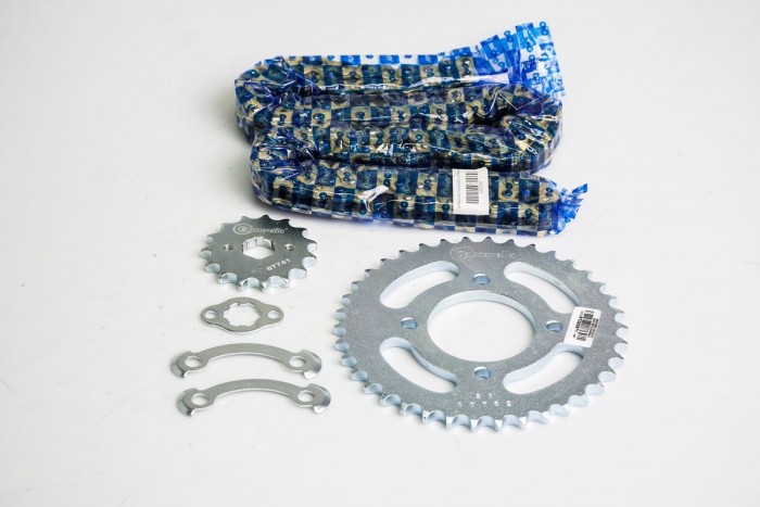 KIT CAJA CADENA - BERA SOCIALISTA  4 HUECOS (PT38C-PD15C-428--124-C) DORADA CASSARELLA