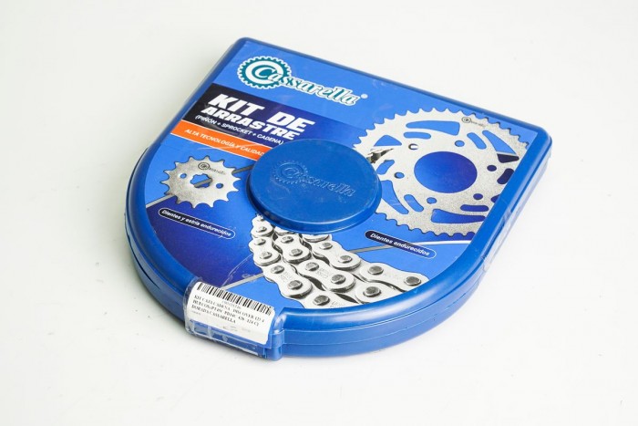 KIT CAJA CADENA - DISCOVER 125 4 HUECOS (PT45C-PD14C-428--124-C) DORADA CASSARELLA