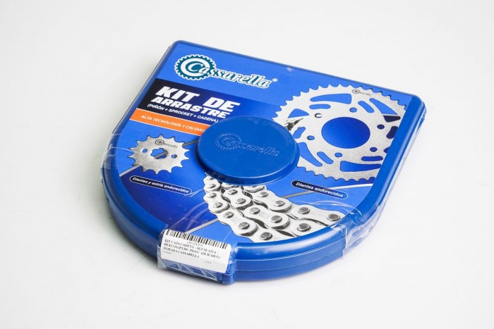 KIT CAJA CADENA - AKT SL 125 4 HUECOS (PT38C-PD15C-428-H-110-C) DORADA CASSARELLA
