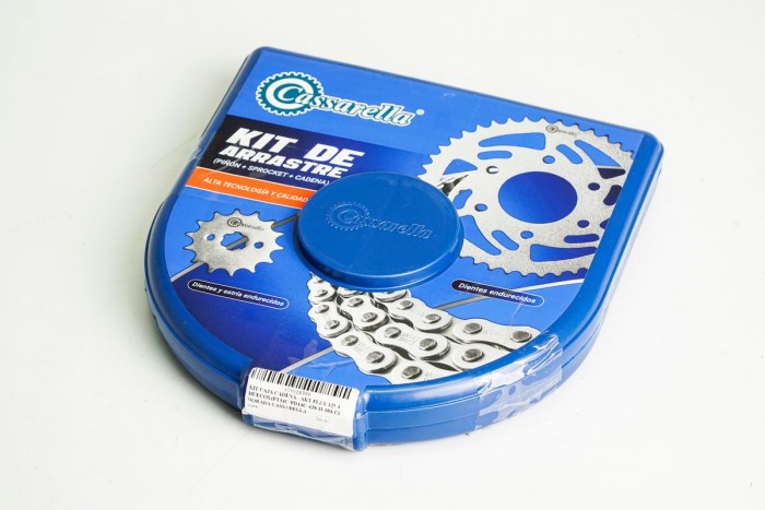 KIT CAJA CADENA - AKT FLEX 125 4 HUECOS (PT34C-PD14C-428-H-104-C) DORADA CASSARELLA