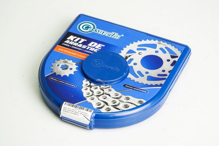 KIT CAJA CADENA - APACHE 160 4 HUECOS (PT44C-PD13C-428-H-124-C) DORADA CASSARELLA