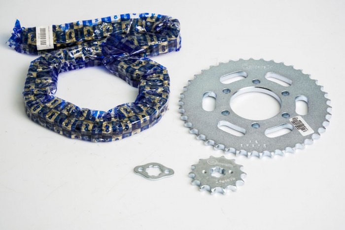 KIT CAJA CADENA - BOXER CLASSIC 100 6 HUECOS (PT42C-PD14C-428-H-122-C) DORADA CASSARELLA