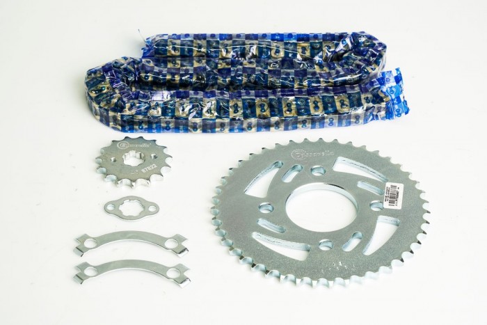 KIT CAJA CADENA - CBF 150  4 HUECOS (PT43C-PD15C-428-H-132-C) DORADA CASSARELLA