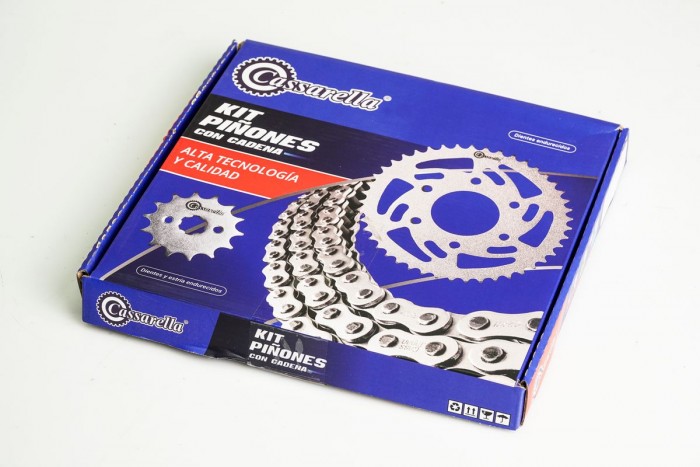 KIT CAJA CADENA - DUKE 200 4 HUECOS (PT45C-PD14C-520-H-120-C) DORADA CASSARELLA