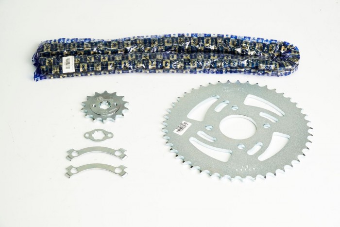 KIT CAJA CADENA - DUKE 200 4 HUECOS (PT45C-PD14C-520-H-120-C) DORADA CASSARELLA