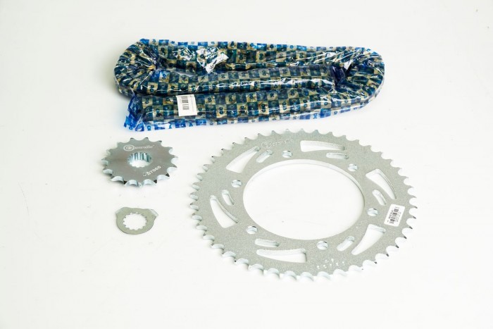 KIT CAJA CADENA - XT 660 R 6 HUECOS (PT45C-PD15C-520-H-120-C) DORADA CASSARELLA