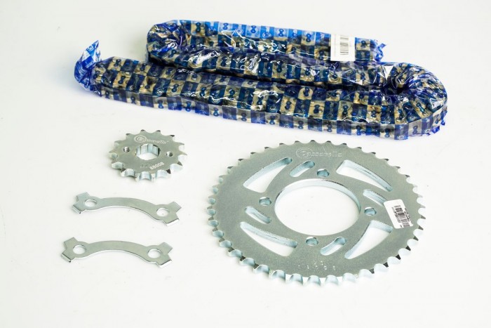 KIT CAJA CADENA - CR4 125 4 HUECOS (PT40 C-PD14 C- 428 --132-C) DORADA CASSARELLA