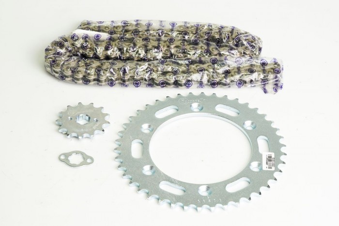 KIT CAJA CADENA - AKT TTR 125/150 6 HUECOS (PT42C-PD13C-520-H-112-C) NIQUELADA CASSARELLA