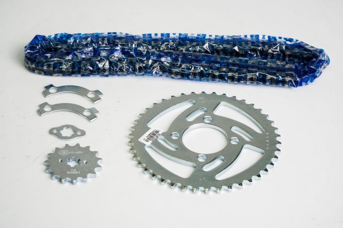 KIT CAJA CADENA - XCD 125 4 HUECOS (PT42C-PD15C-420--122-C) NIQUELADA CASSARELLA