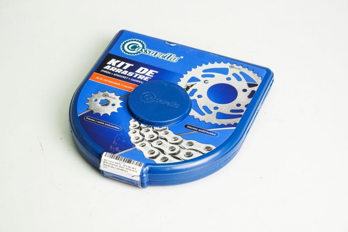 KIT CAJA CADENA - APACHE 160 4 HUECOS (PT44C-PD13C-428-H-124-C) NIQUELADA CASSARELLA