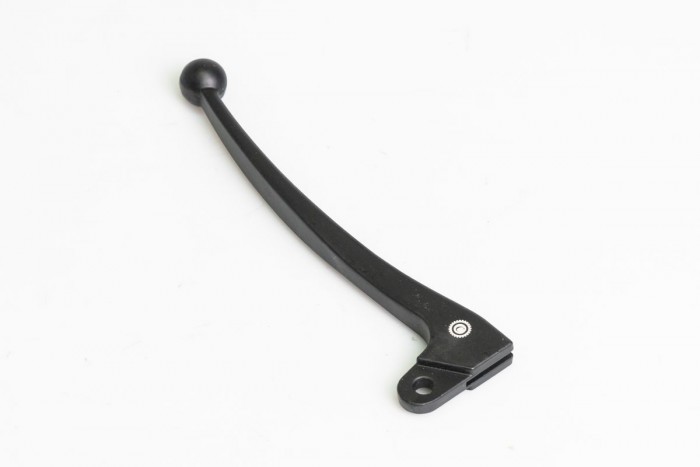 MANIGUETA IZQUIERDA AKT125S/SL/NKD/NKDR/125EVO FRENO DISCO NEGRA CASSARELLA