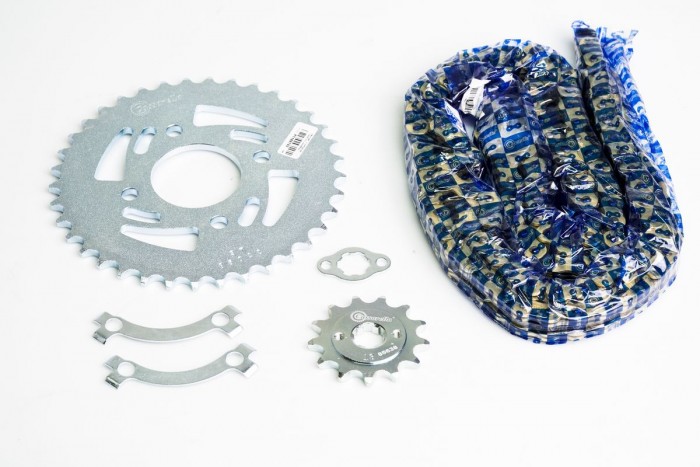 KIT CAJA CADENA - X PULSE 200 4 HUECOS (PT37C-PD13C-520-H-120-C) O´RING DORADA CASSARELLA