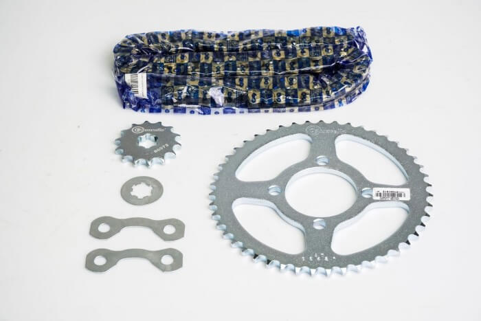 KIT CAJA CADENA - DT N 125 4 HUECOS (PT47C-PD14C-428H-118-C) DORADA CASSARELLA