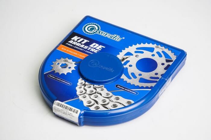 KIT CAJA CADENA - FZ 2.0 160 6 HUECOS (PT41C-PD14C-428H-132C) DORADA CASSARELLA