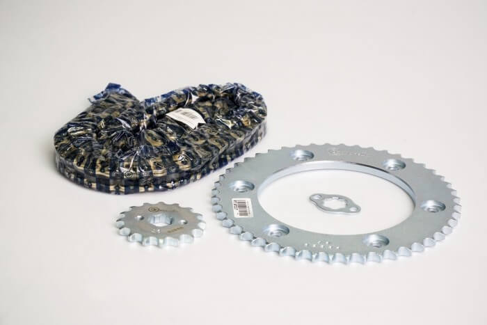 KIT CAJA CADENA - XR 190 E 6 HUECOS (PT48C-PD16C-428-H-132-C)  DORADA CASSARELLA