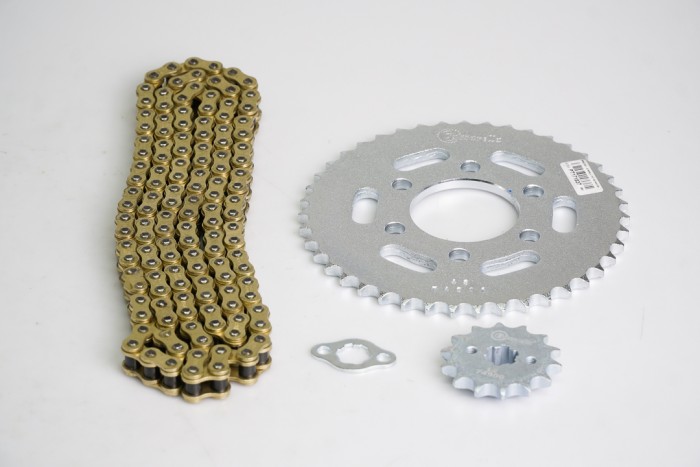 KIT CAJA CADENA - BENELLI  TNT 150 6 HUECOS (PT43C - PD14C - 428-H-132C) DORADA CASSARELLA