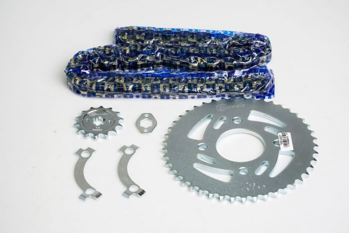 KIT CAJA CADENA - DISCOVER ST R 125 4 HUECOS (PT45C-PD14C-428-H-132-C) DORADA CASSARELLA