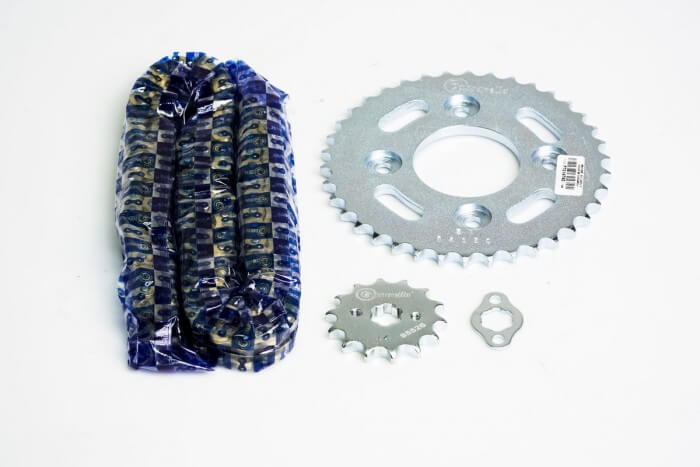 KIT CAJA CADENA - WAVE II 100 4 HUECOS (PT38C-PD14C-428-H-104-C) DORADA CASSARELLA