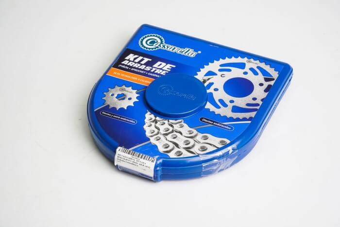 KIT CAJA CADENA - DT N 125 4 HUECOS (PT47C-PD15C-428-H-118-C) DORADA CASSARELLA