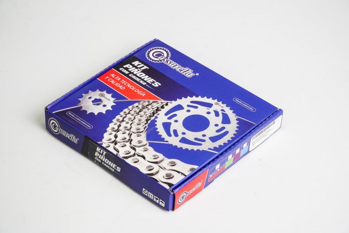 KIT ARRASTRE - GS R 150 4 HUECOS (PT41C-PD15C-428-H-124-C) NIQUELADA CASSARELLA