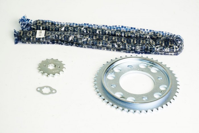 KIT ARRASTRE - CB 160 F 4 HUECOS (PT 47C-D15C- 428-H-132C) NIQUELADA CASSARELLA