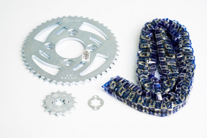 KIT ARRASTRE - APACHE 200 4 HUECOS (PT48C-PD15C-CA428-H-142-C) SPEED DORADA CASSARELLA