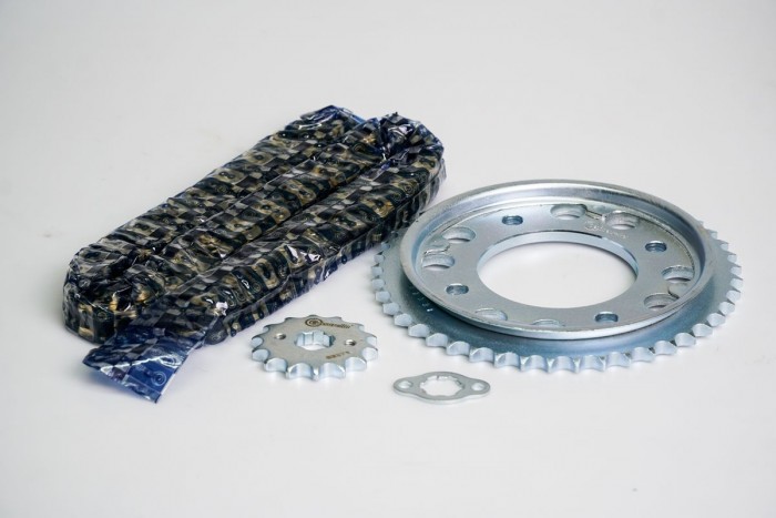 KIT ARRASTRE - CB R 190 4 HUECOS (PT45C-PD14C-428-H 132C) DORADA O'RING CASSARELLA