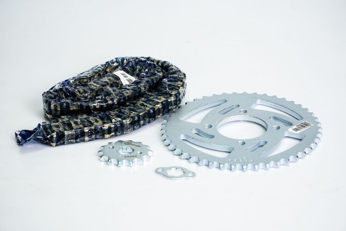 KIT ARRASTRE - AKT RTX 150 FORCE 4 HUECOS (PT45C-PD14C-428-H-132-C) DORADA CASSARELLA