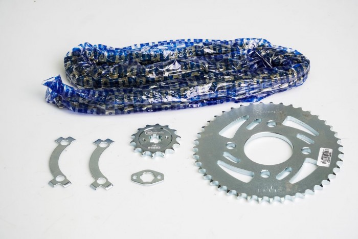 KIT ARRASTRE - DISCOVER ST 150 4 HUECOS (PT43C-PD14C-428 H 132-C) DORADA O'RING CASSARELLA