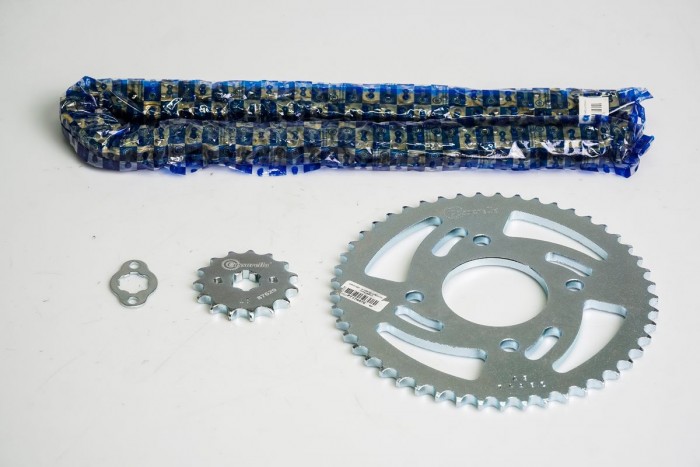 KIT ARRASTRE - SYM NHX 190 4 HUECOS (PT49C-PD15C-428-H-132-C) DORADA CASSARELLA