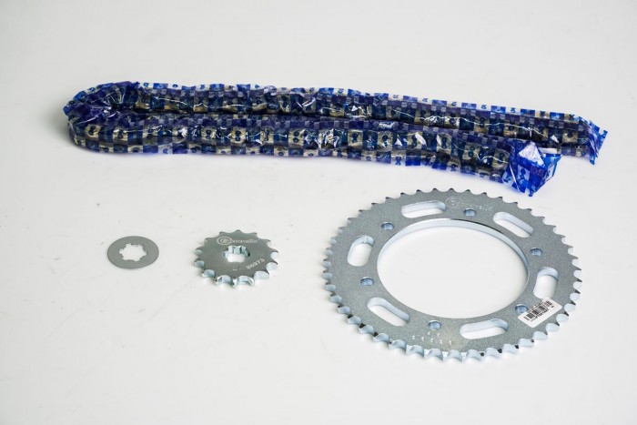 KIT ARRASTRE - TS 125 6 HUECOS (PT45C-PD14C-428-H-124-C) DORADA CASSARELLA