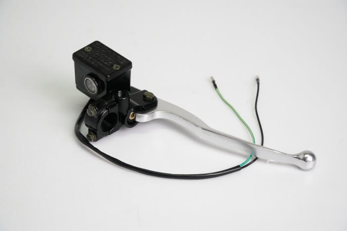 BOMBA FRENO DELANTERA + CASSARELLA BWS 125/BWS125X CON MANIGUETA