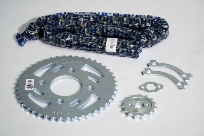 KIT ARRASTRE - PULSAR NS 160 4 HUECOS (PT45C-PD15C-428-H-138-C) NIQUELADA CASSARELLA