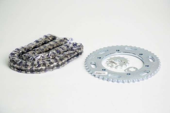 KIT ARRASTRE - YZF R15 V 3.0 6 HUECOS (PT48C-PD14C-428-H-132-C) NIQUELADA CASSARELLA